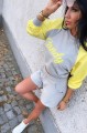 Krótka bluza Candy luźna  pastelowa B-266