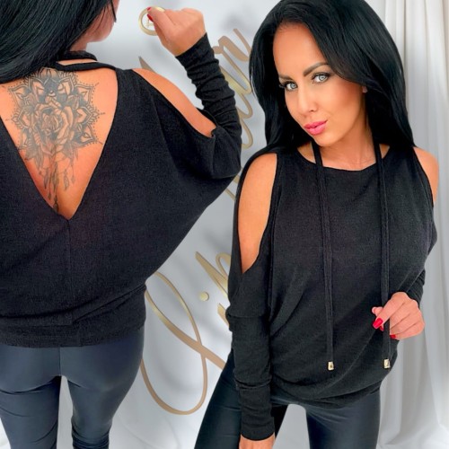 Sweter damski oversize tuszujący brzuch z odkrytymi ramionami. Dekolt V na plecach . Luźny fason . Elegancki Sweterek Gładki. Odkryte plecy